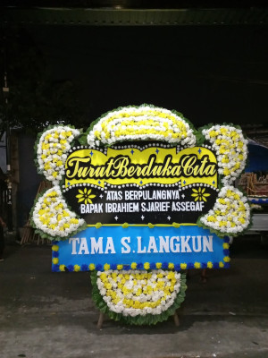 Papan Bunga Duka di Salambue